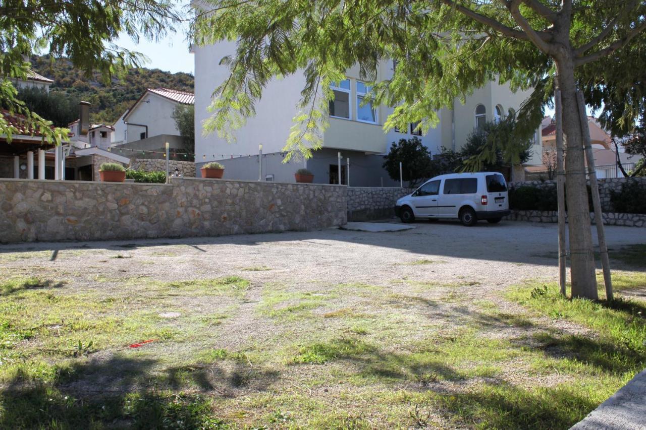 Apartments By The Sea Vinjerac, Zadar - 5811 Dış mekan fotoğraf